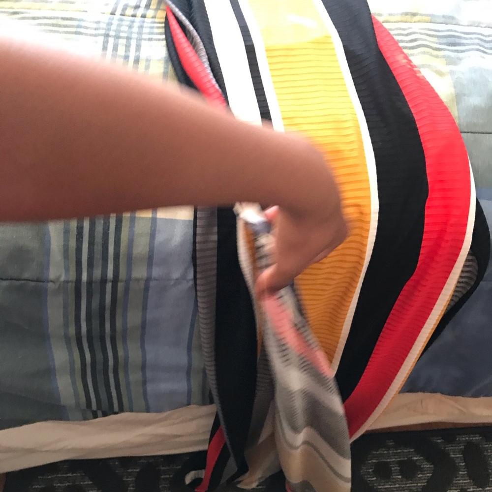 Dress - Picture 5 of 8